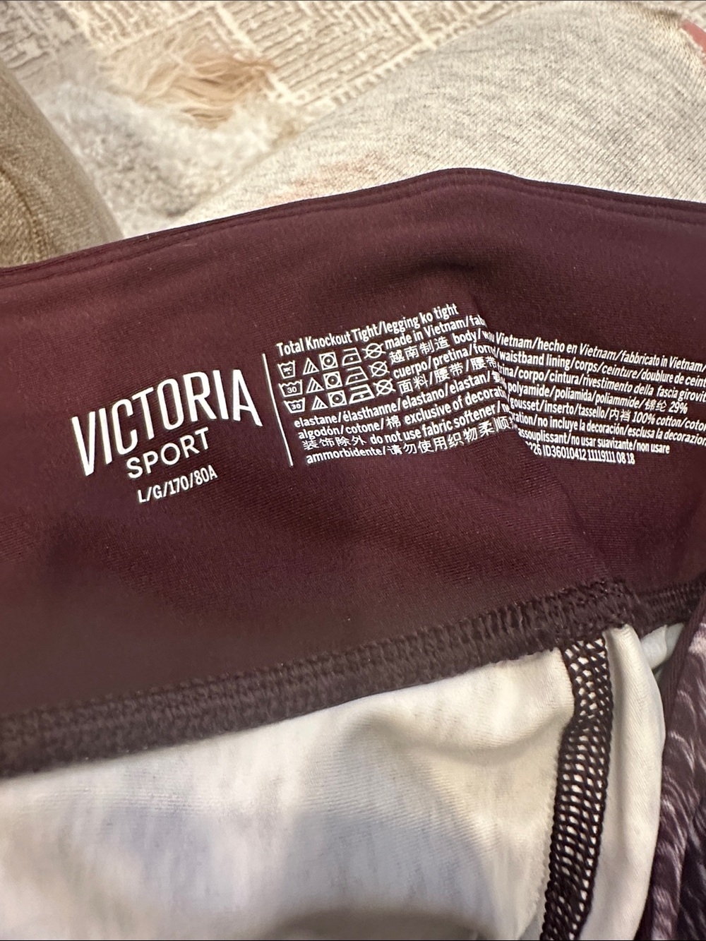 Victoria Sport Women's Maroon High-Waist Leggings